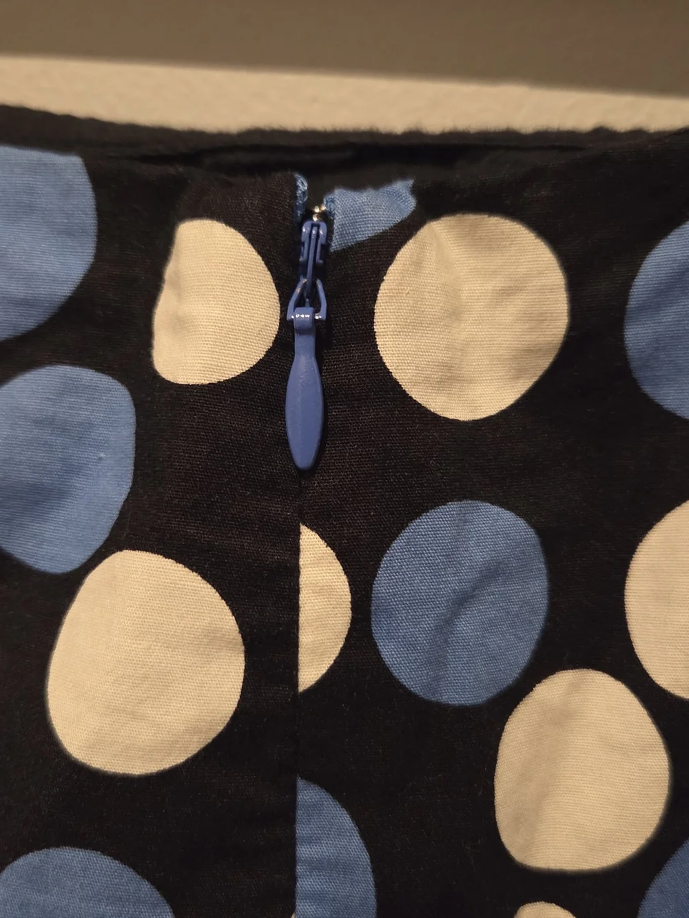 Ellen Tracy Polka Dot Pleated A-Line Skirt Blue White Black Size 2  EUC